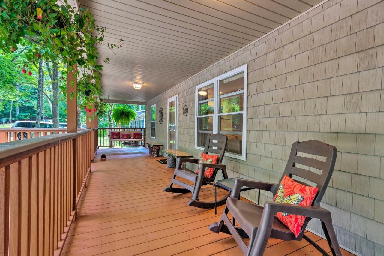 Beech Mountain Home With Covered Deck, Near Skiing! Eksteriør billede